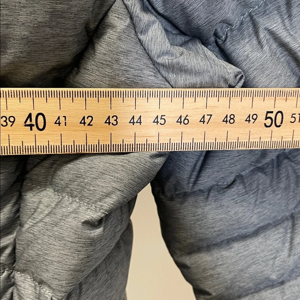 The North Face - Classic Outdoor Puffer Jacket - Grey - M - Picture 9 of 14